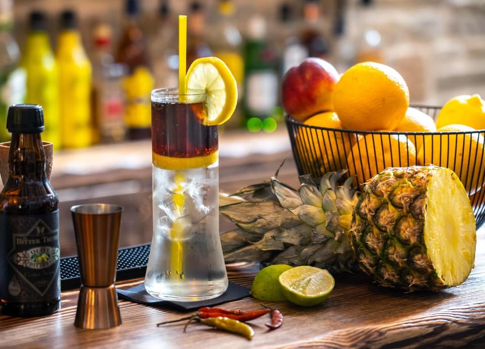 Food and drinks, Drinks, Alcoholic drinks