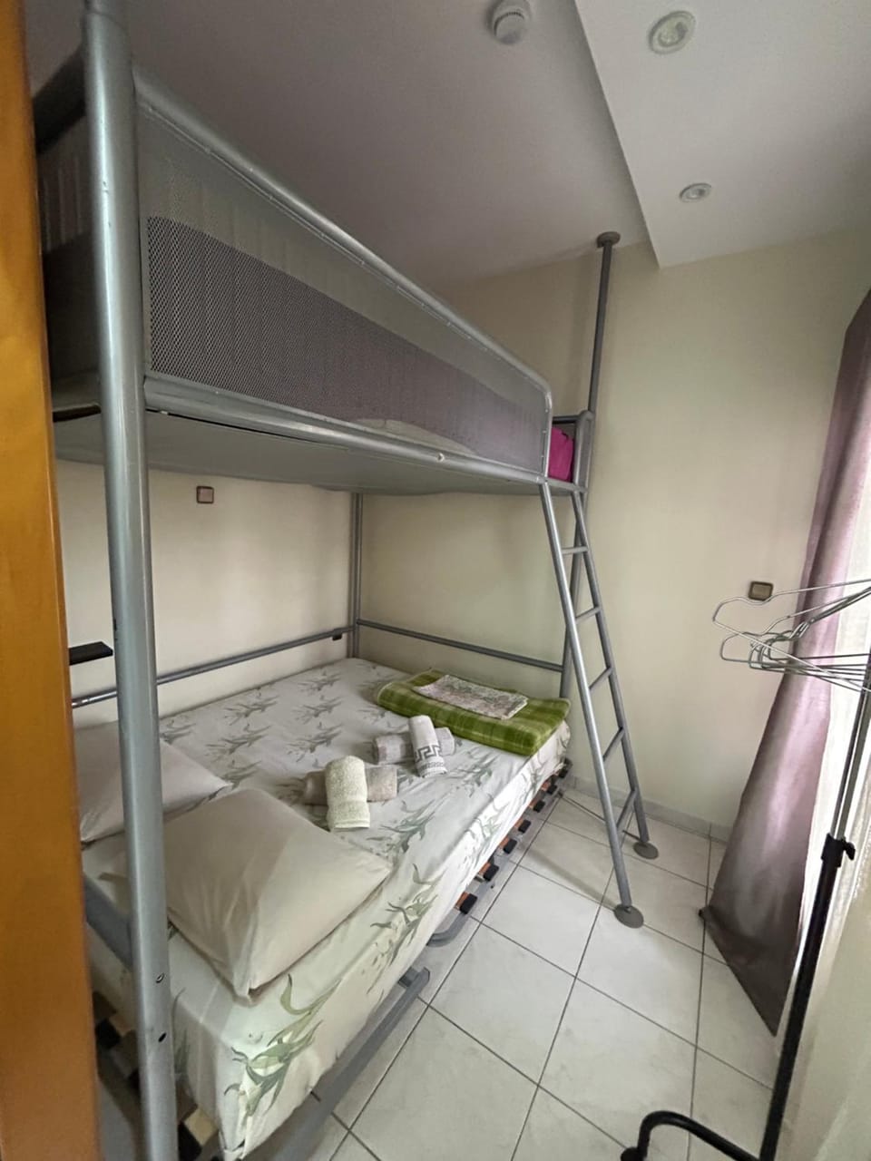 Ano Poli Studios 2 Apartment in Thessaloniki