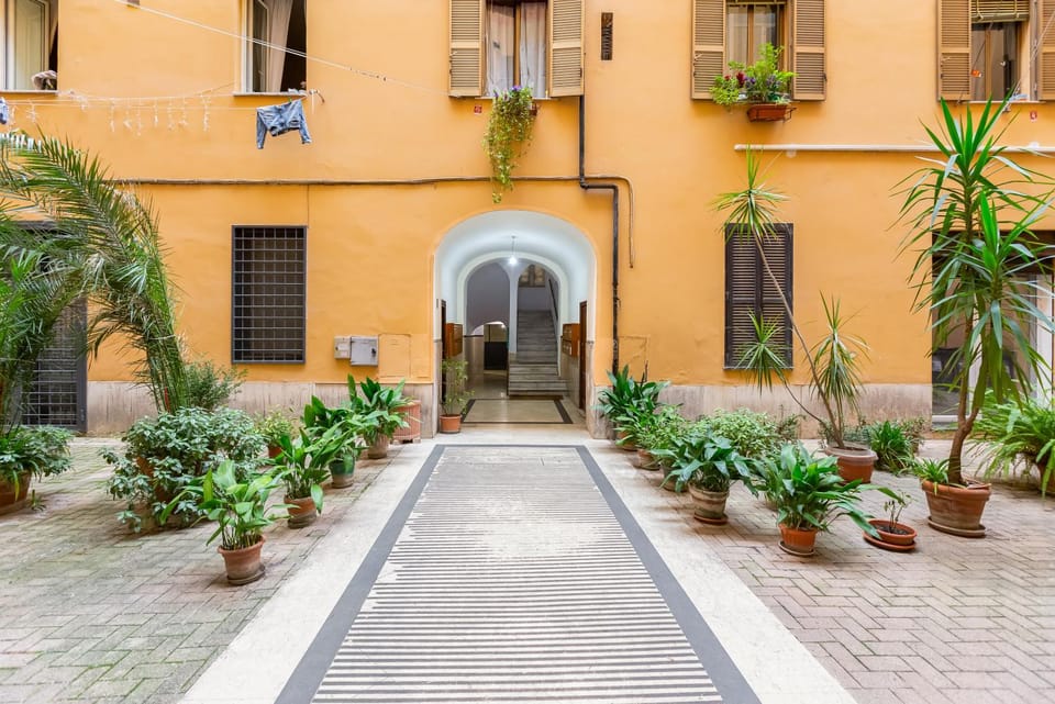 Property building, Patio, Facade/entrance, Spring, Day, Garden, Garden view