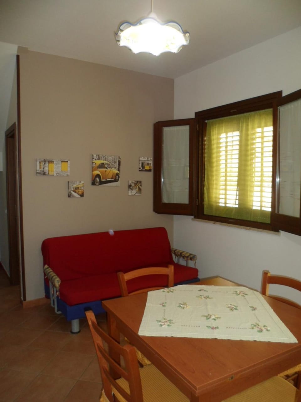 Kitchen or kitchenette, Living room, Seating area, Dining area, Area and facilities
