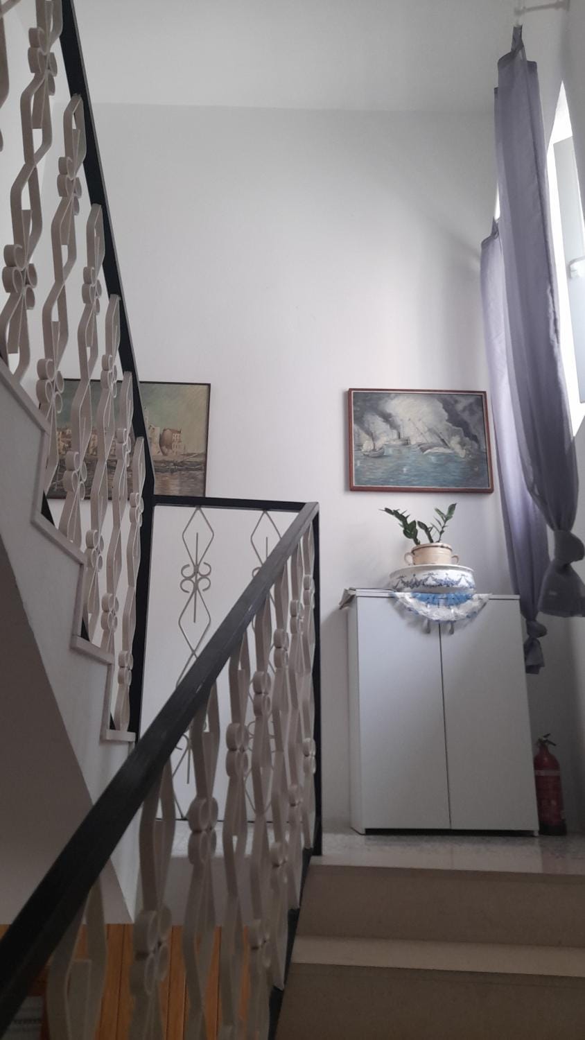 Property building, Communal lounge/ TV room, Facade/entrance, Entertainment