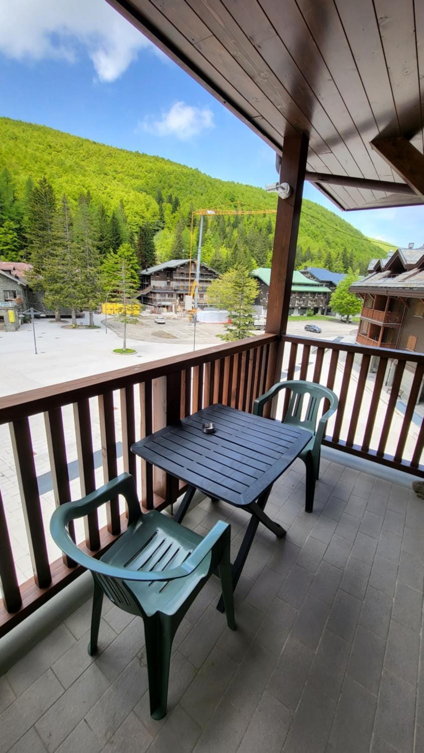 Day, Natural landscape, View (from property/room), Balcony/Terrace, Mountain view