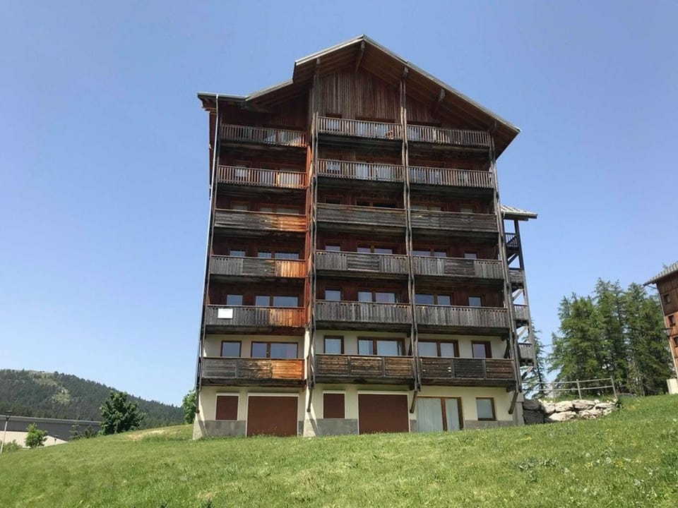 Appartement Cosy 6 Pers, Proche Pistes, Parking, Animaux Bienvenus - FR-1-525-195 Apartment in Provence-Alpes-Côte d'Azur