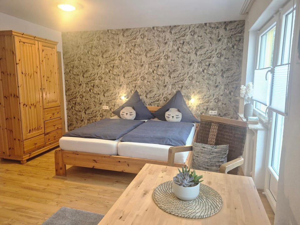 Bed, Bedroom, wardrobe