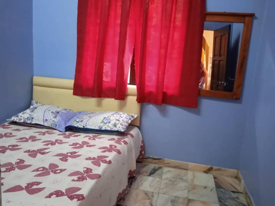 Enalys Homestay untuk orang islam sahaja House in Perak Tengah District