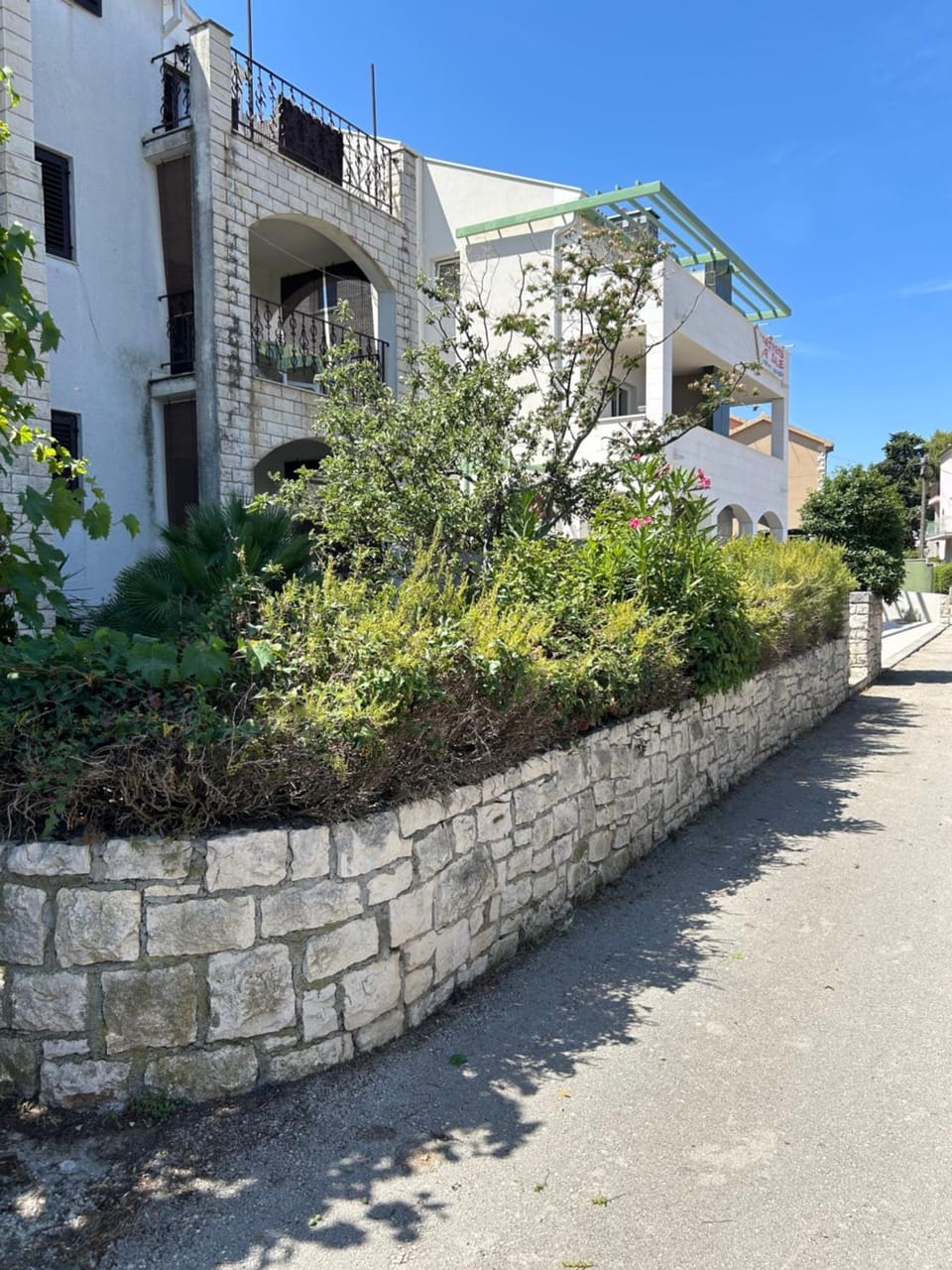 Property building, Neighbourhood, Garden, View (from property/room)