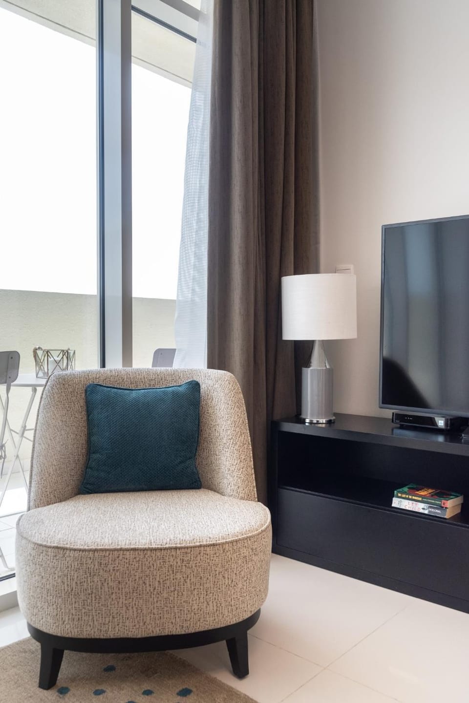 The Smart Concierge - Damac 108 Apartment in Dubai