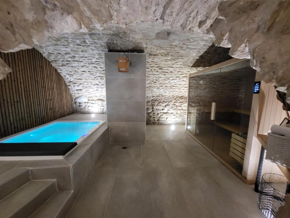 Steam room, Spa and wellness centre/facilities