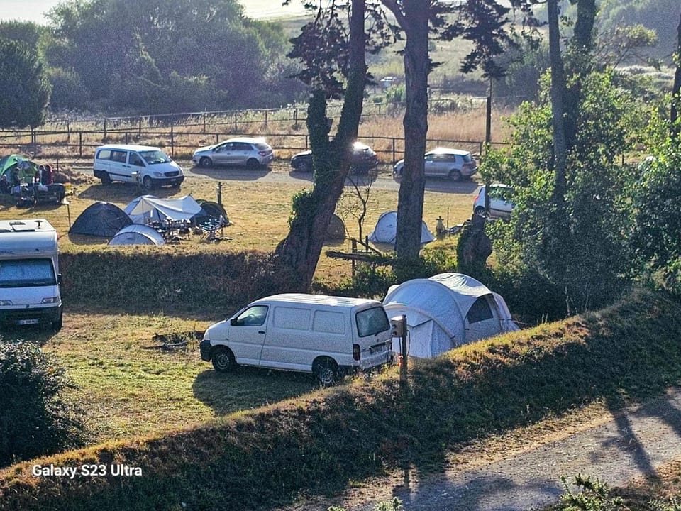 People, Natural landscape, Beach, Garden view, Parking