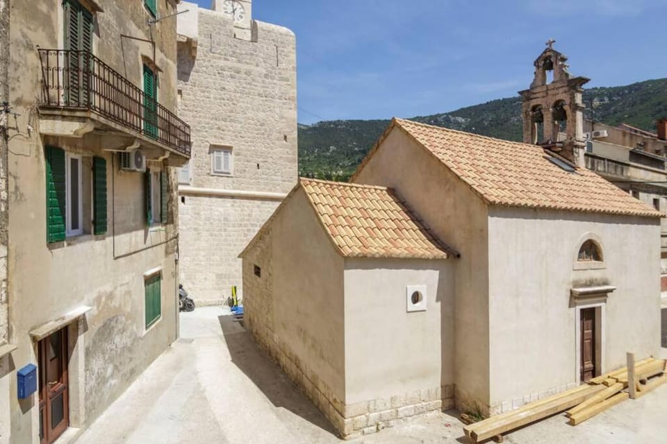 Apartment Eša Apartment in Komiža