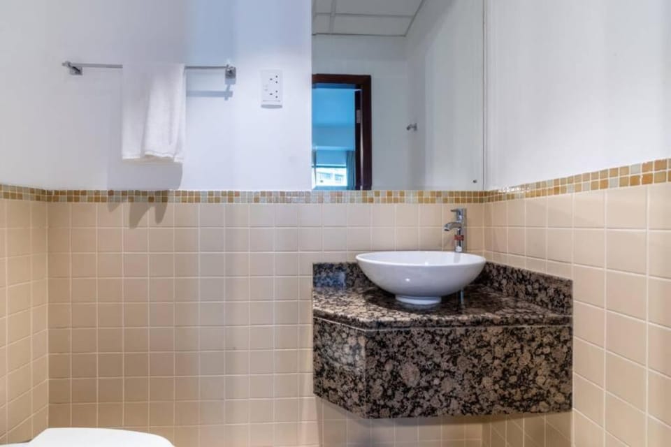 The Smart Concierge - Bahar 6 Apartment in Dubai