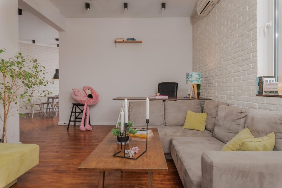 Living room, Decorative detail, Seating area, Dining area, air conditioner
