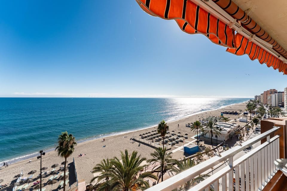 Property building, Nearby landmark, Day, Natural landscape, View (from property/room), Balcony/Terrace, Balcony/Terrace, Beach, Sea view
