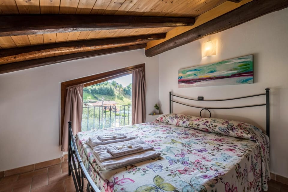 Property building, Living room, Bedroom