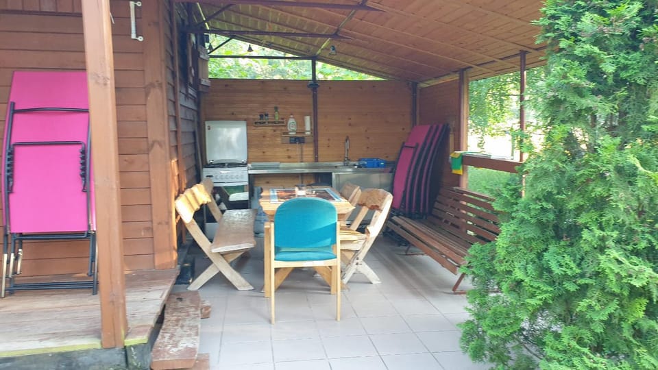 Patio, BBQ facilities, Kitchen or kitchenette, Dining area