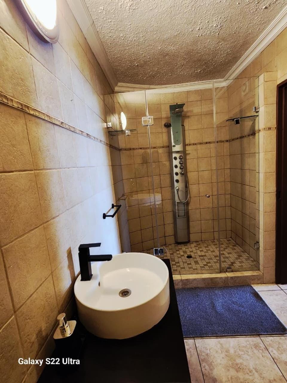 Romantic Getaway Hartbeespoort Apartment in Gauteng
