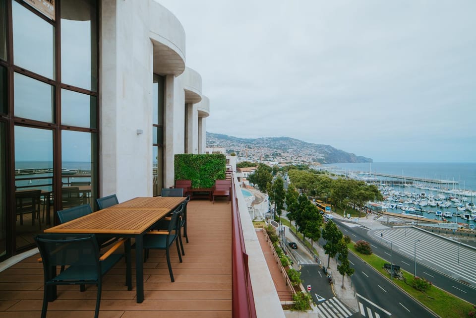 Balcony/Terrace, City view, Sea view