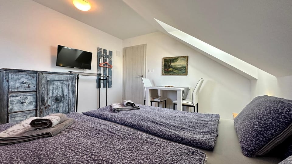 Bed, TV and multimedia
