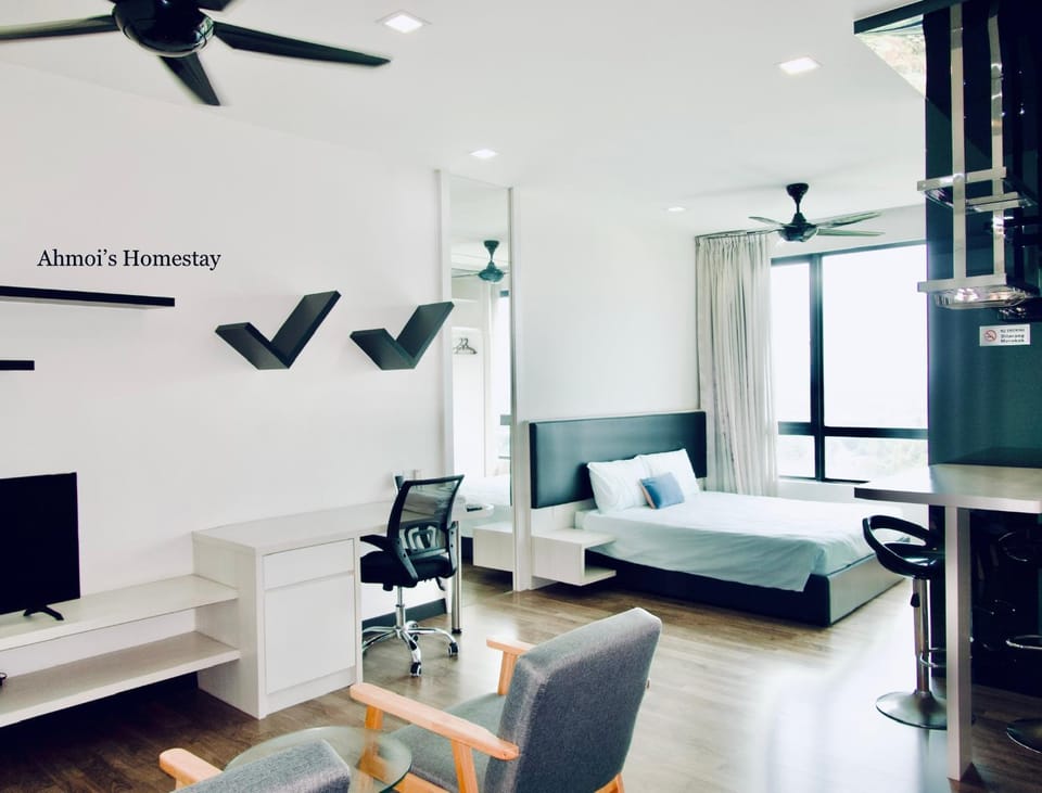 Landmark Residence 2, GreenView, Less Noise, Free WiFi with TvBox, Free Parking, Near Kajang, Cheras, C180, MRT Apartment in Negeri Sembilan, Malaysia