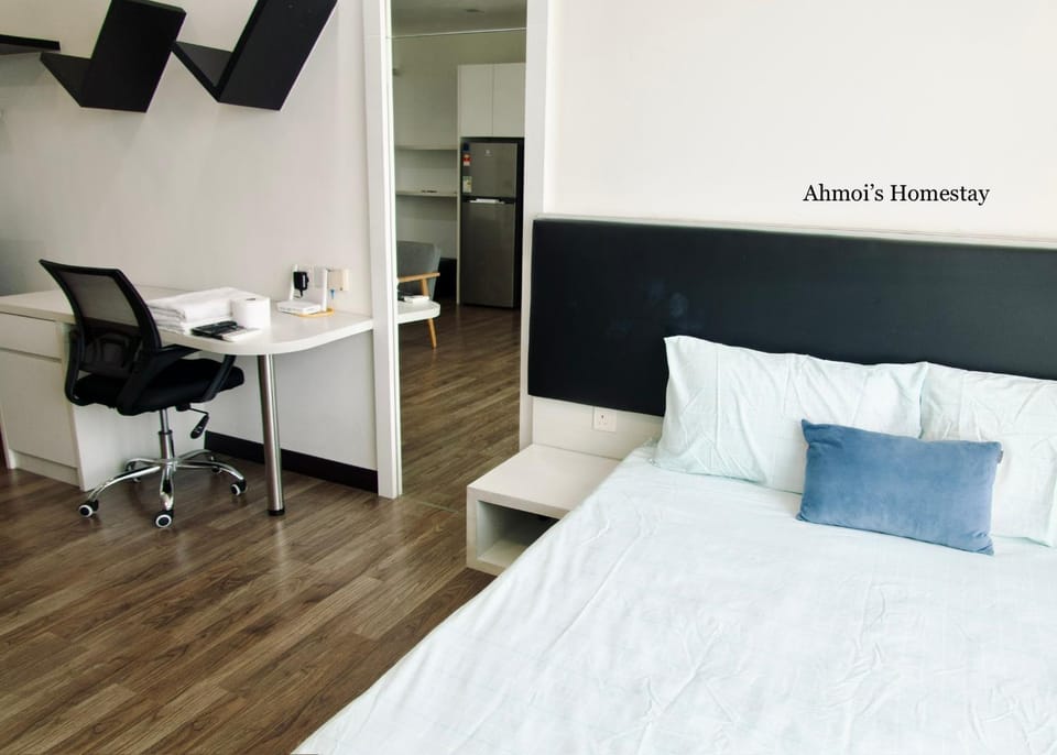 Landmark Residence 2, GreenView, Less Noise, Free WiFi with TvBox, Free Parking, Near Kajang, Cheras, C180, MRT Apartment in Negeri Sembilan, Malaysia