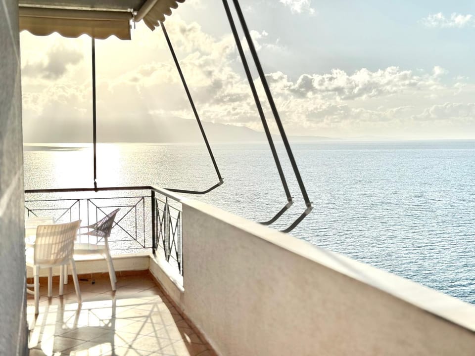 Day, View (from property/room), Balcony/Terrace, Sea view