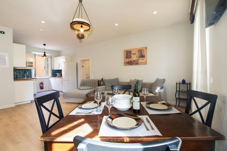 Living room, Dining area, kitchen