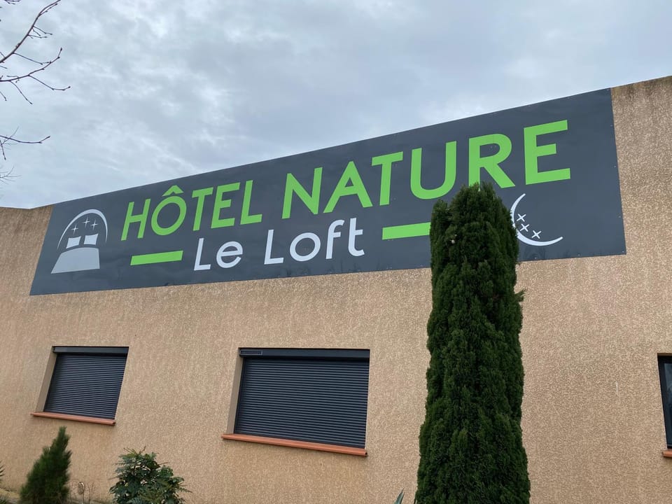 HOTEL NATURE LE LOFT Hotel in Provence-Alpes-Côte d'Azur