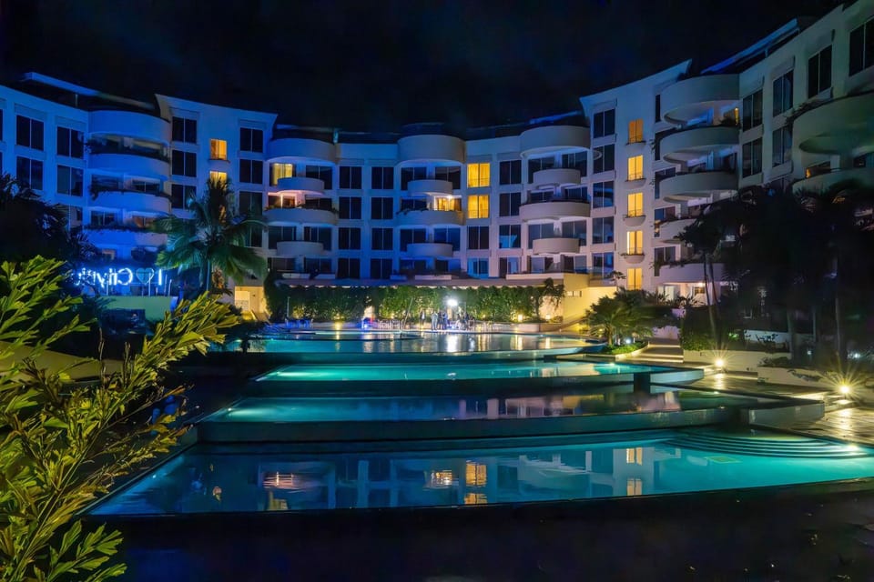 Property building, Swimming pool