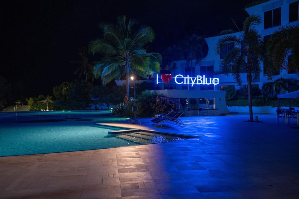 Property building, Swimming pool