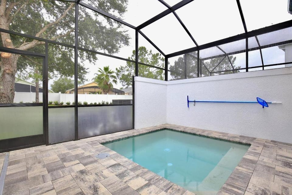 Amazing 3 bedroomloft townhouse in Hidden Forest, with private pool! House in Four Corners