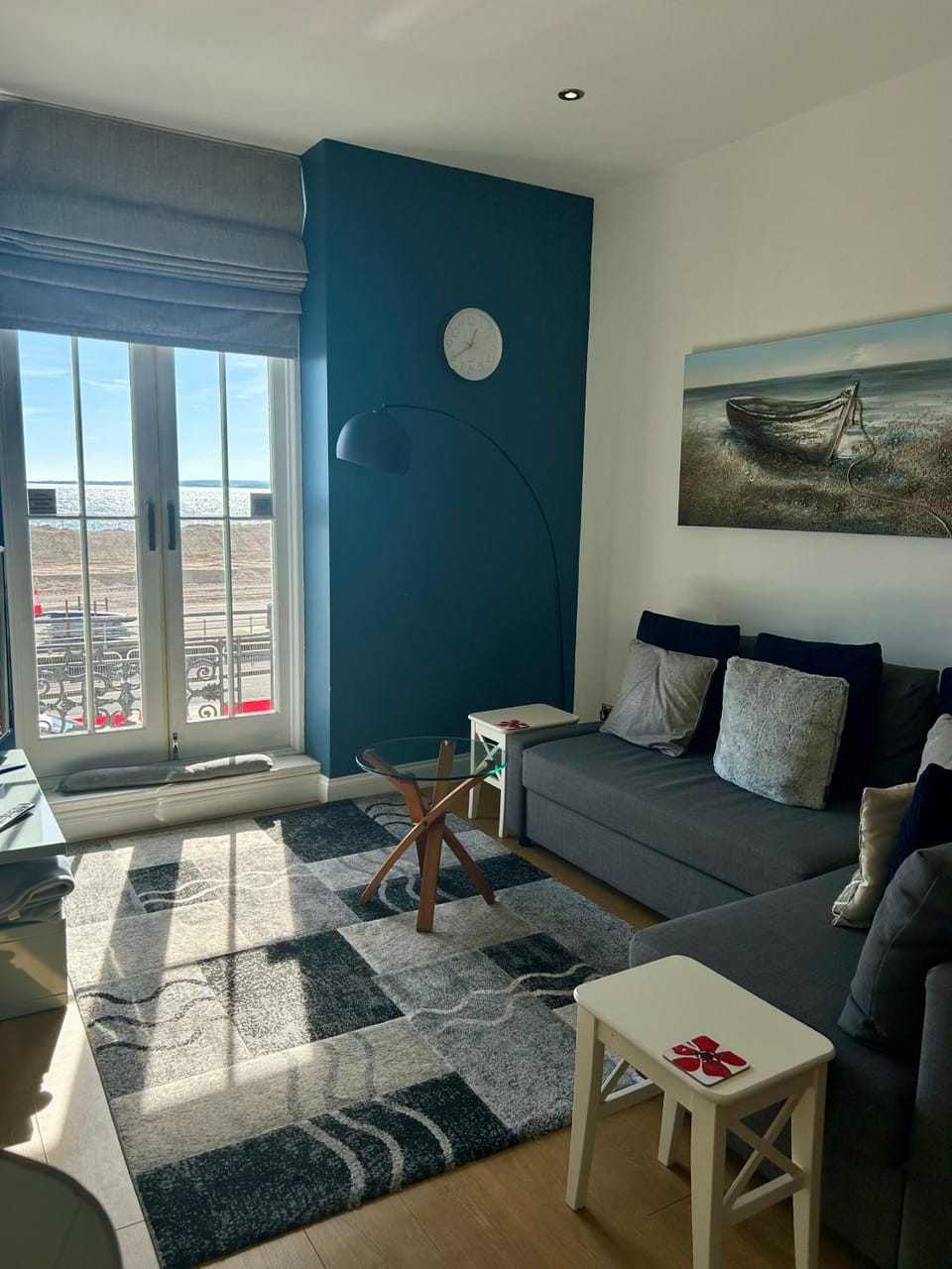 Balcony/Terrace, Living room, Seating area, Sea view