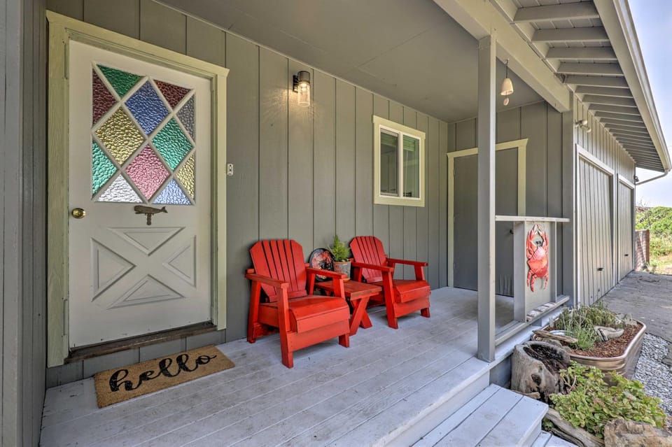 Irish Beach Cottage w/ Beach Access & Ocean Views House in Mendocino County