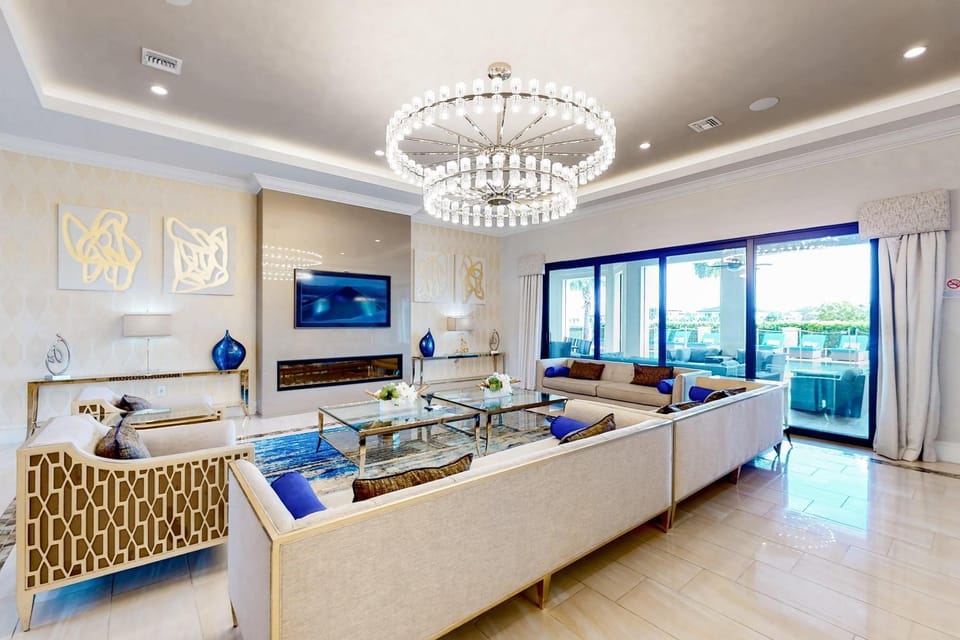 Luxurious 9 Bedroom Oasis at Reunion Resort House in Four Corners