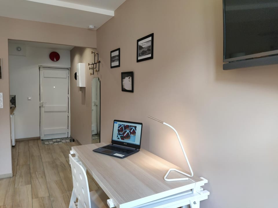 Business facilities, Seating area