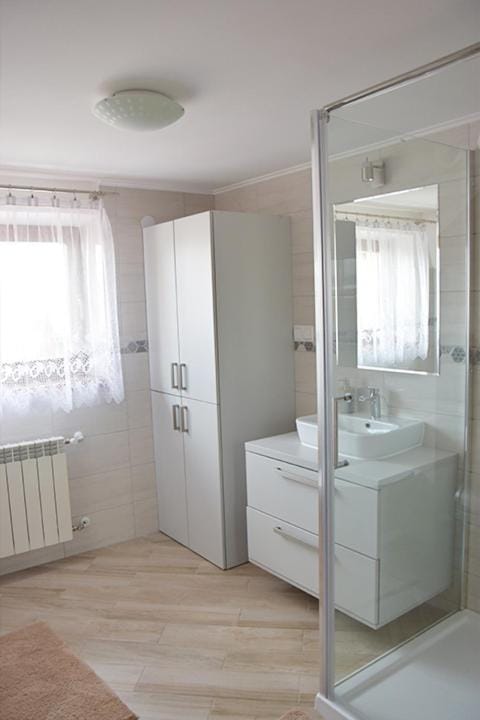 Noclegi u Kuby Apartament Nr 2 Apartment in Lesser Poland Voivodeship