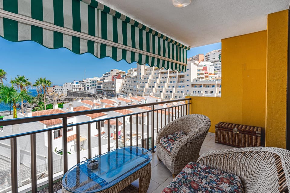 Balcony/Terrace, Balcony/Terrace, Beach, Beach