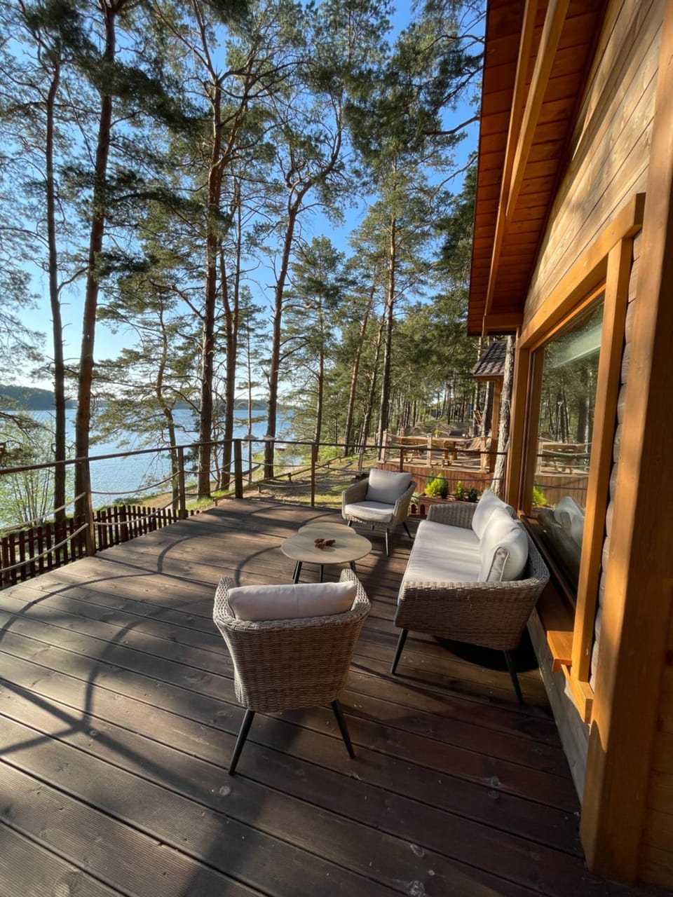Balcony/Terrace, Lake view, Entertainment