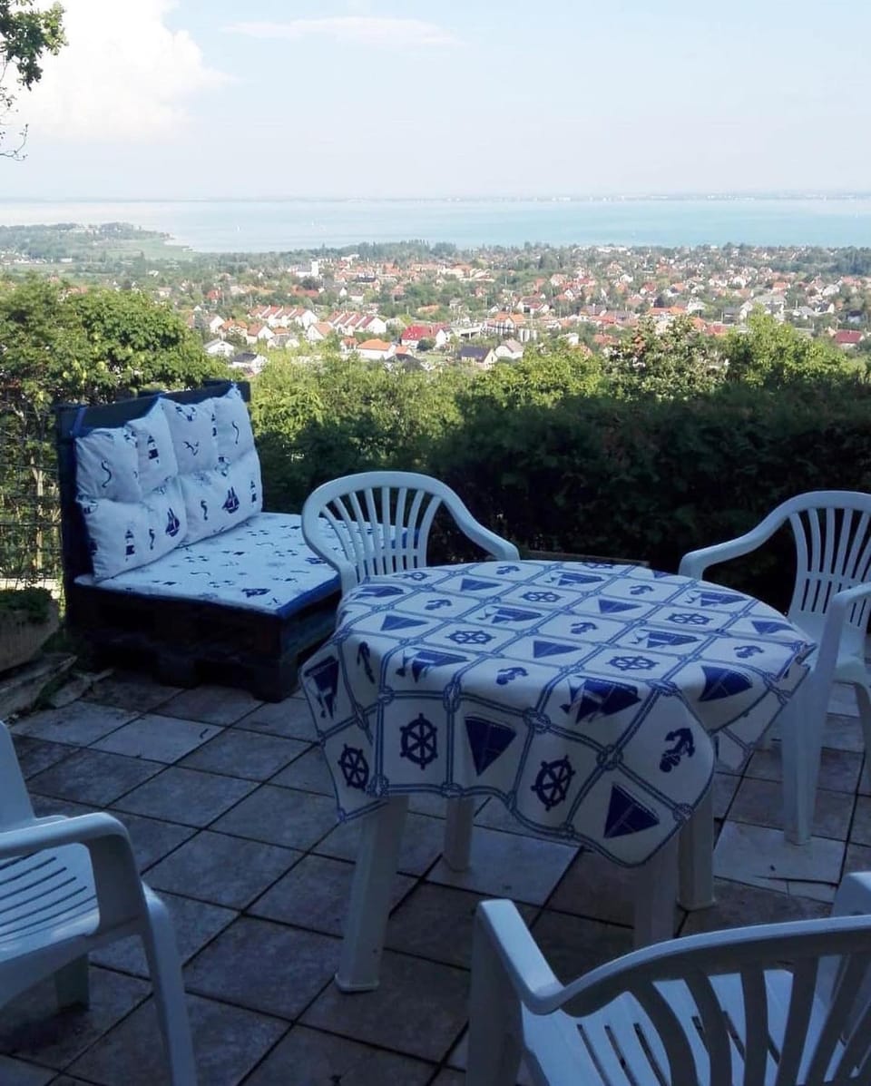Erdei házak Bed and Breakfast in Hungary