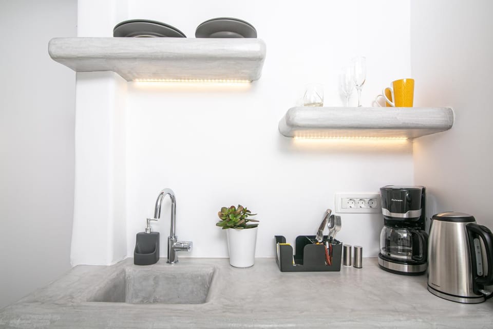 Coffee/tea facilities, Kitchen or kitchenette