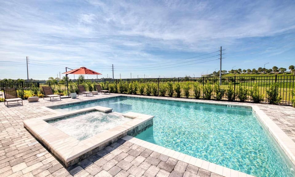 Gleaming 12 Bdrm Villa With Themed Bedrooms at Encore House in Bay Lake
