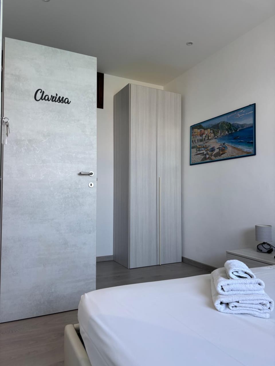 Bed, Photo of the whole room, Bedroom, towels, wardrobe
