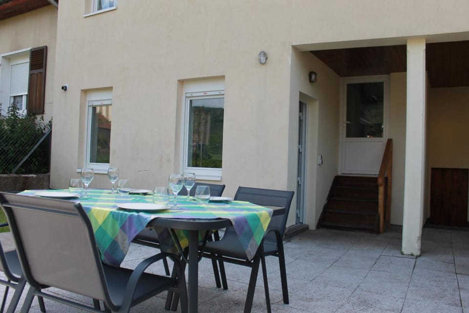 Patio, Garden, Balcony/Terrace, Inner courtyard view