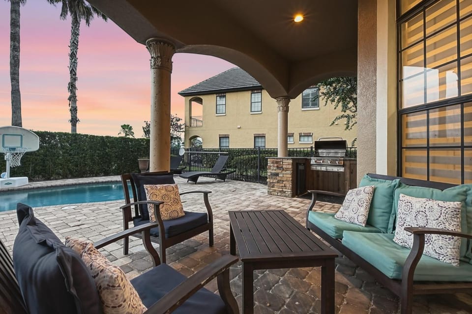 Upscale 7 Bdrm Oasis with Home Theater at Reunion House in Osceola County