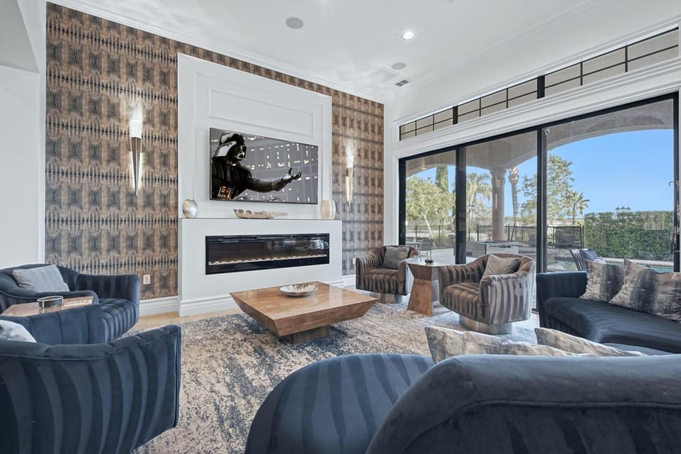 Upscale 7 Bdrm Oasis with Home Theater at Reunion House in Osceola County