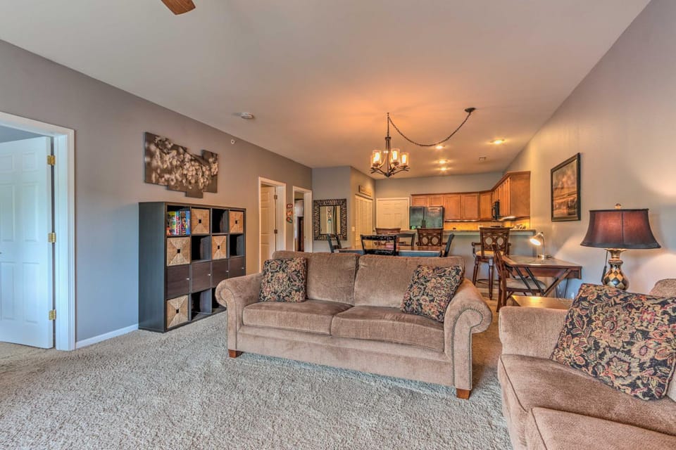 Lake & Poolside Fun! Water-View Camdenton Condo House in Lake of the Ozarks
