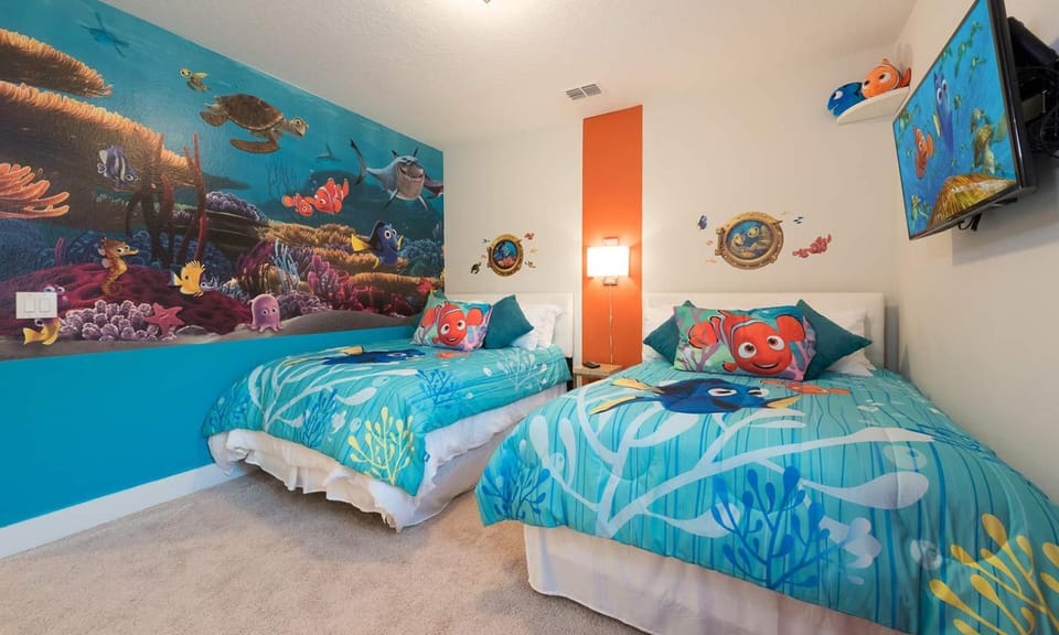 Timeless Fun 8 Bdrm Villa with Games Room at Encore House in Four Corners