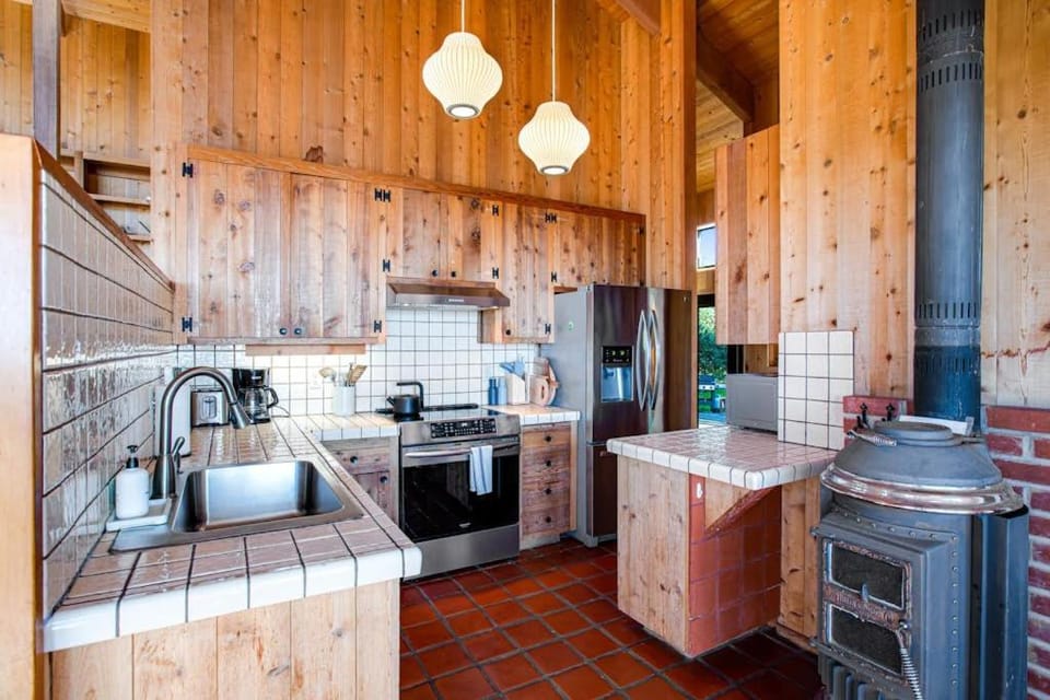 Breakers Hideaway House in Sonoma County