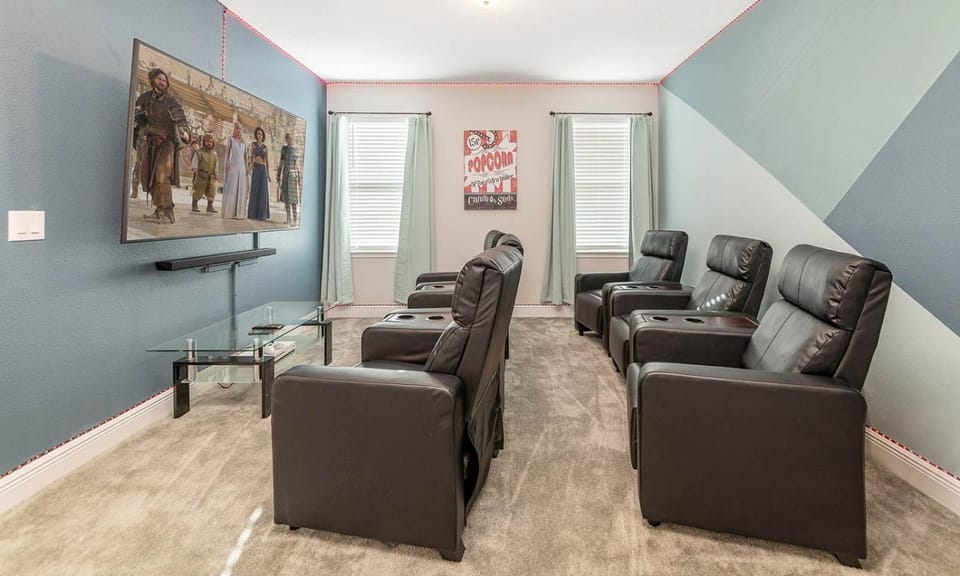 Marvelous 5 Bdrm Retreat with Themed Bedrooms at Encore House in Four Corners