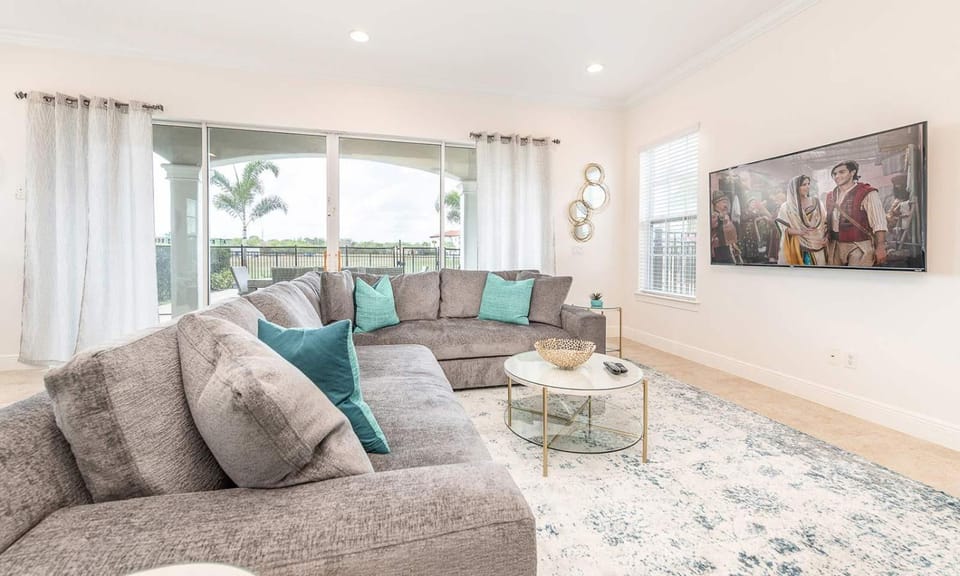 Graceful 6 Bdrm Villa with Captivating Views at Reunion House in Four Corners
