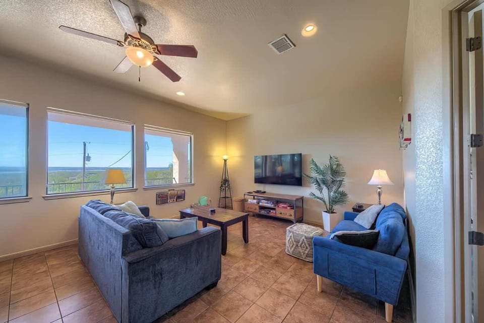 CL 1233 Villa at Canyon Lake House in Canyon Lake